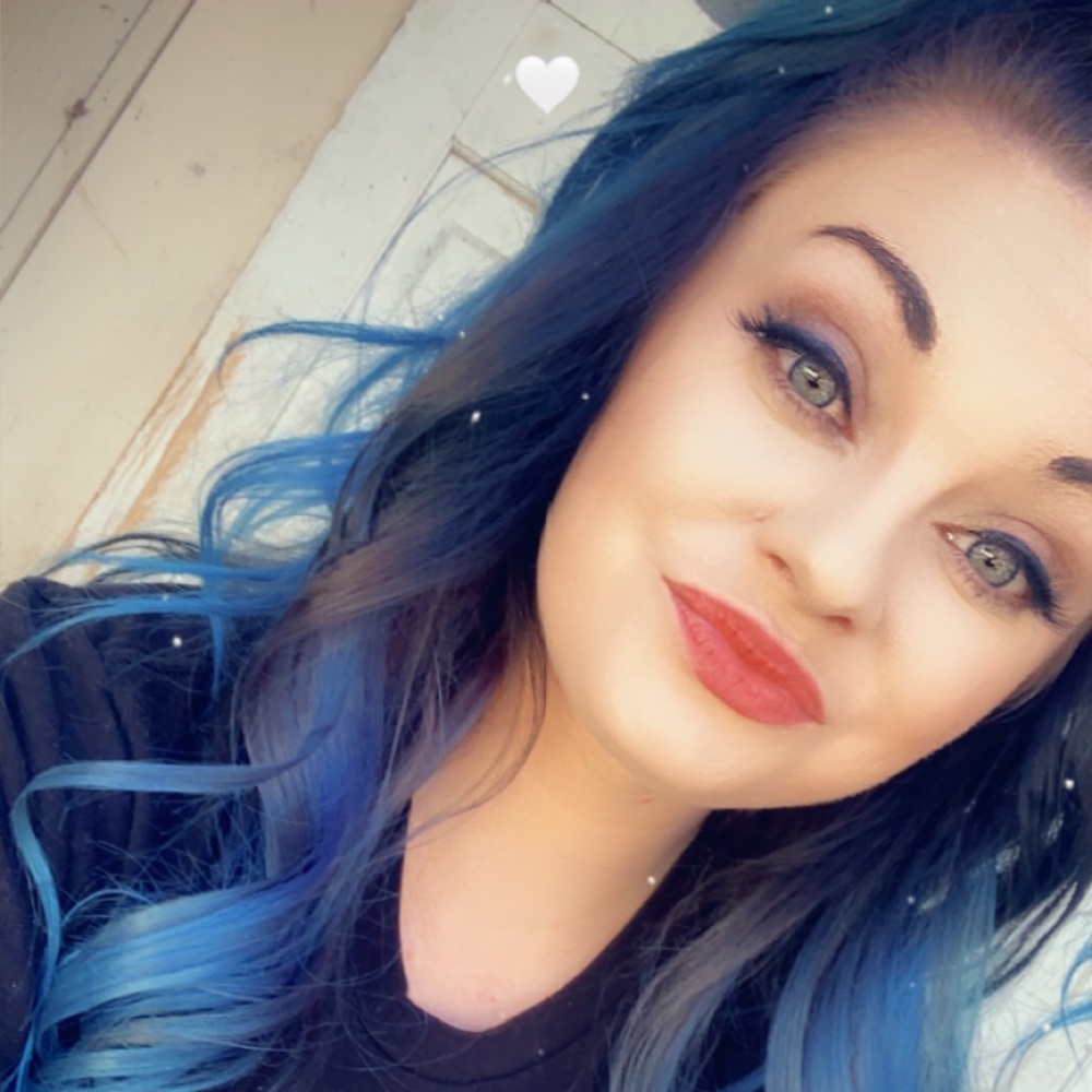 Meet your Posher, Amanda
